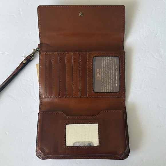 PATRICIA NASH Leather Marsiliana Mirror Wristlet Wallet Western Lace Print Tan
